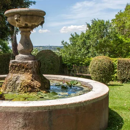 Castello Del Duca Country house *