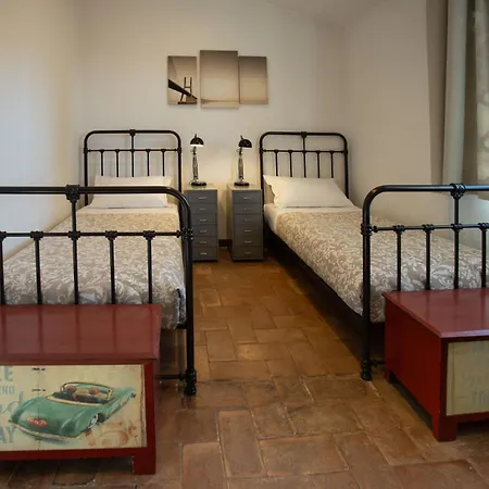 Castello Del Duca Country house *