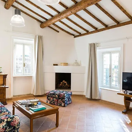 Landhuis Castello Del Duca *